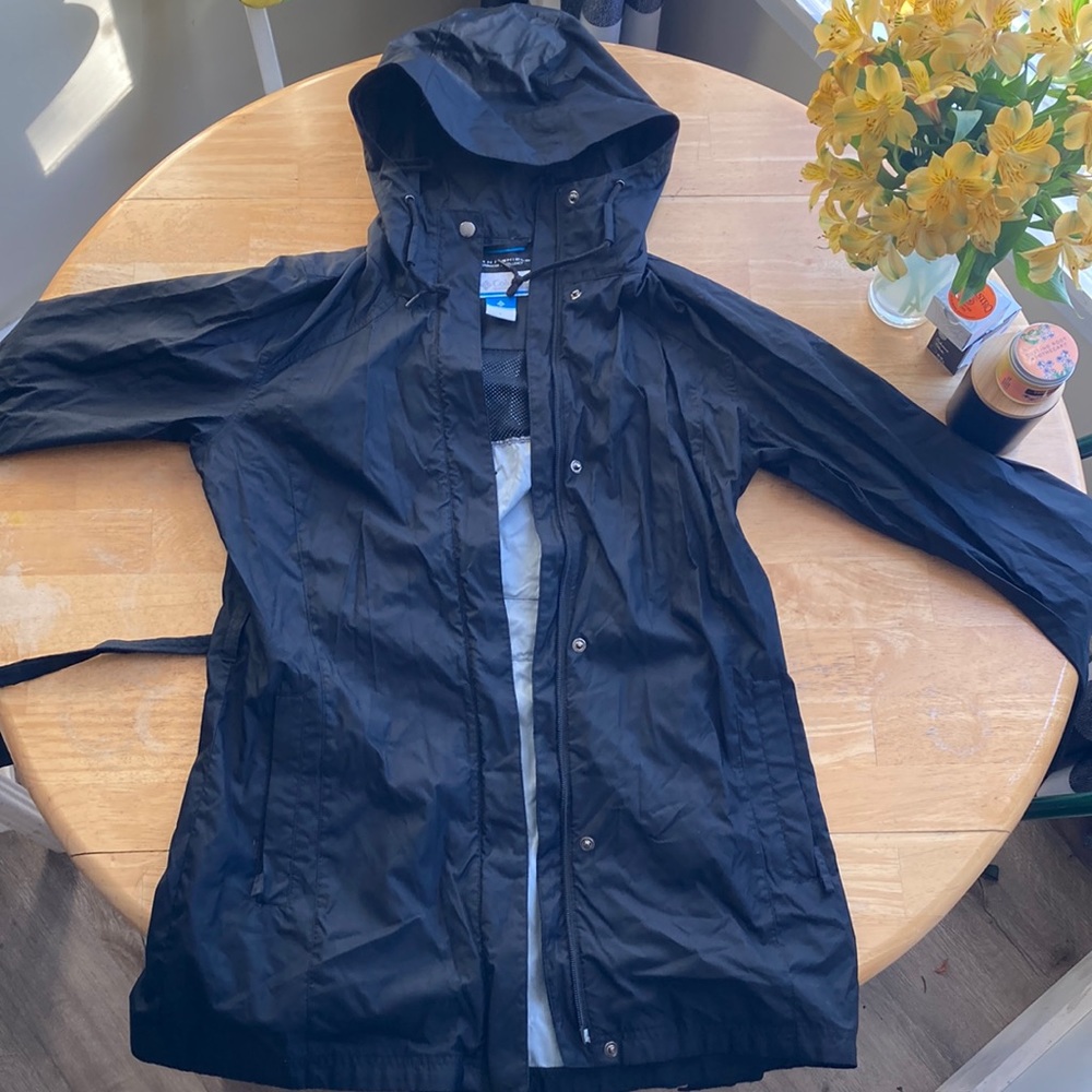 Columbia belted rain jacket